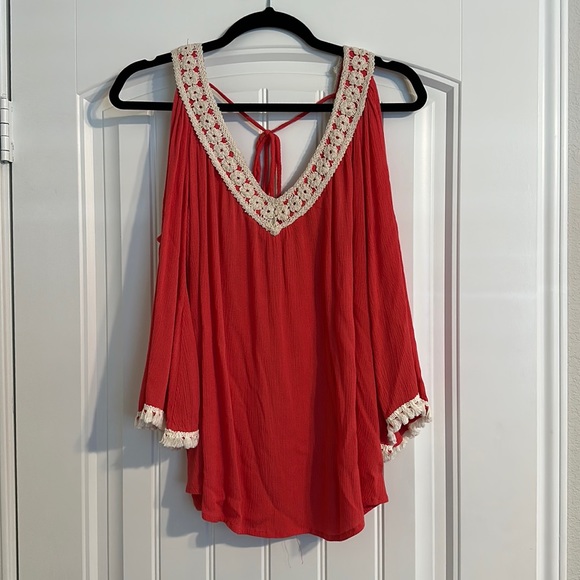 Altar’d State Blouse with Cut Out Shoulders - Picture 1 of 9